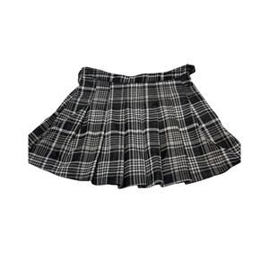 Justify Size Medium Vintage Pleated Plaid Mini Skirt